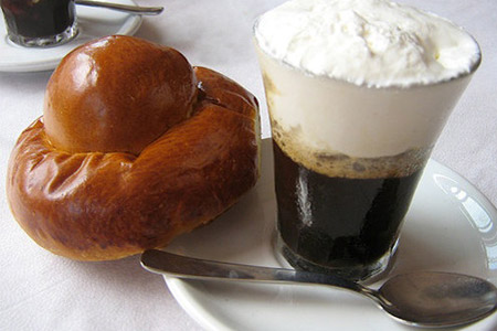 Dolci siciliani - Granita caffè e panna - Messina